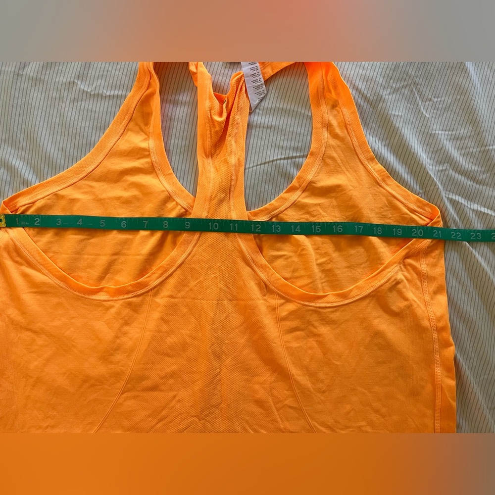 Fabletics Feather Tech+ Racerback Tank - Picture 5 of 7